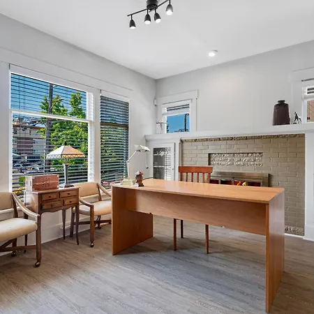 Vintage 3 Bedroom Home In Prime Eastlake Seattle With Private Parking Extérieur photo